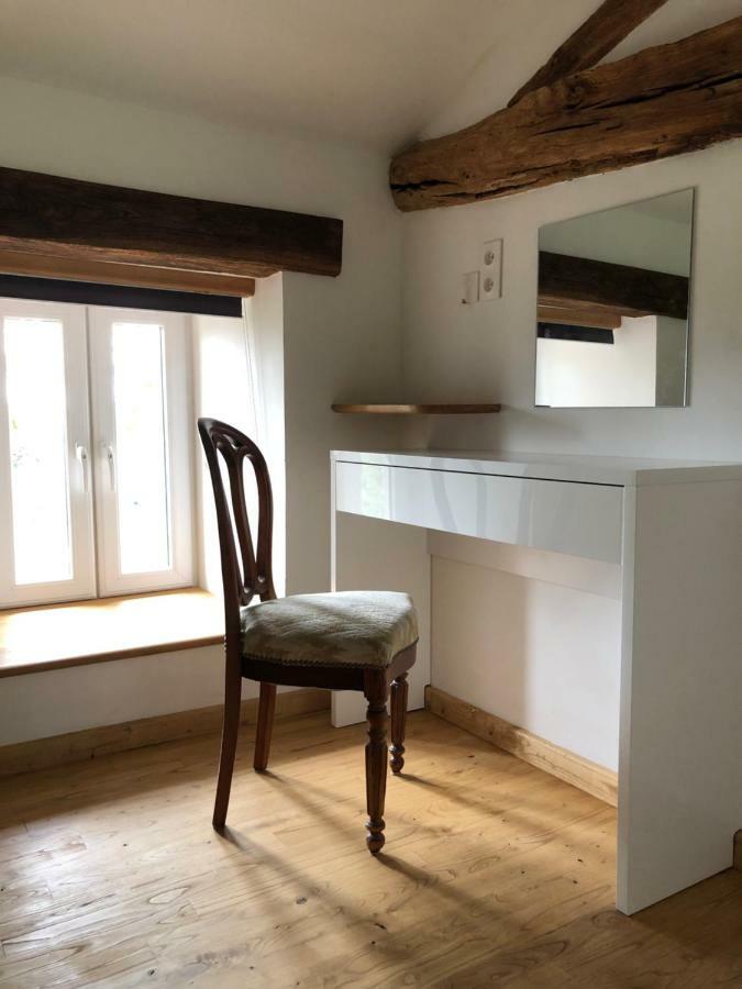The Walnut Tree Gite Le Dorat エクステリア 写真